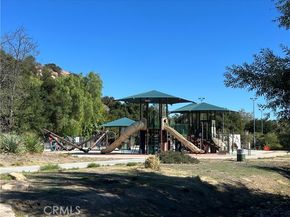 10141 Valley Circle Boulevard 4, Chatsworth (los Angeles) CA 91311