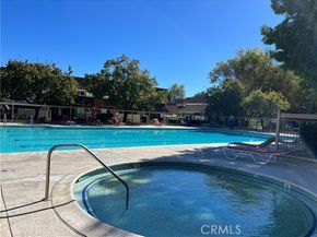 10141 Valley Circle Boulevard 4, Chatsworth (los Angeles) CA 91311