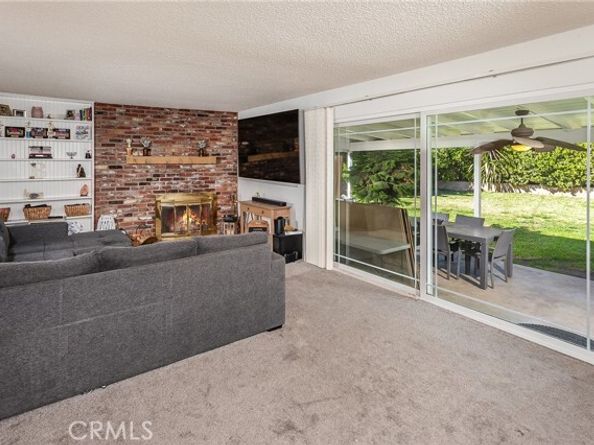 21723 Napa Street, Canoga Park (los Angeles) CA 91304