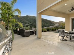 24008 Schoenborn Street, West Hills (los Angeles) CA 91304