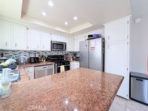 7904 Topanga Canyon Blvd 3, Canoga Park (los Angeles) CA 91304