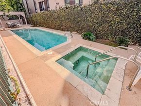 7904 Topanga Canyon Blvd 3, Canoga Park (los Angeles) CA 91304