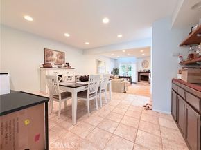 7904 Topanga Canyon Blvd 3, Canoga Park (los Angeles) CA 91304