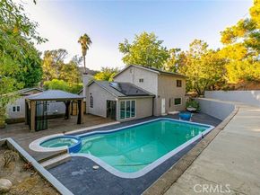 9620 Wheatland Avenue, Burbank CA 91040