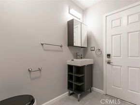 9620 Wheatland Avenue, Burbank CA 91040