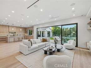 19141 Erwin, Tarzana (los Angeles) CA 91335