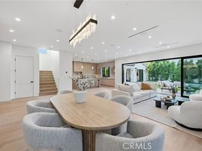 19141 Erwin, Tarzana (los Angeles) CA 91335