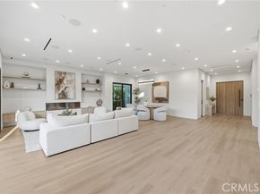 19141 Erwin, Tarzana (los Angeles) CA 91335