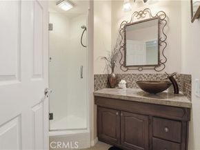 8836 Enfield, Northridge (los Angeles) CA 91325