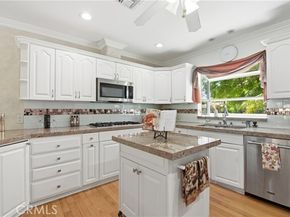 8836 Enfield, Northridge (los Angeles) CA 91325
