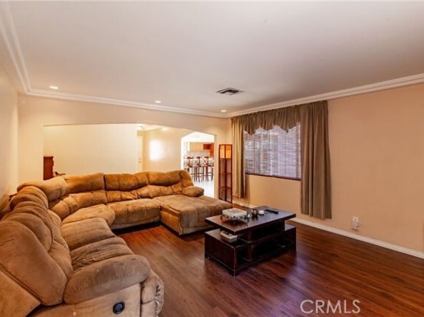 12124 Buckeye Avenue, Sylmar (los Angeles) CA 91342