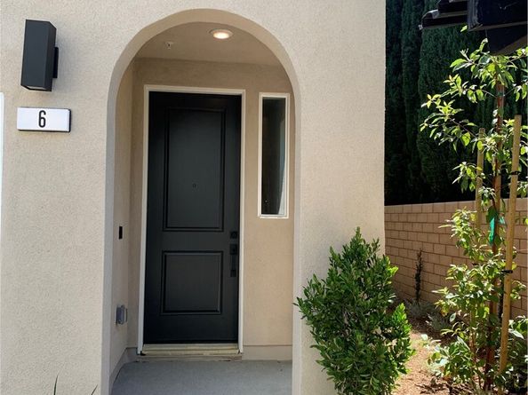 9425 N. Sepulveda Blvd. 6, North Hills (los Angeles) CA 91343