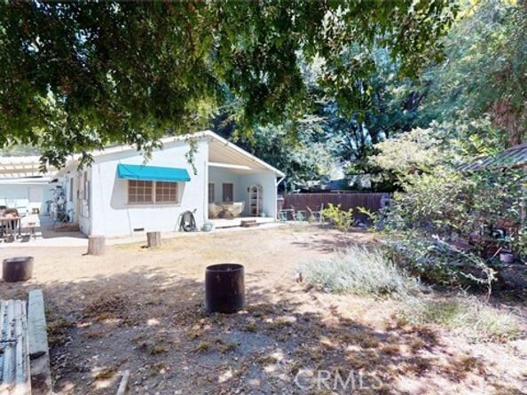 22542 Burbank Boulevard, Woodland Hills (los Angeles) CA 91367