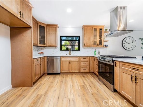 22137 Gresham Street, West Hills (los Angeles) CA 91304