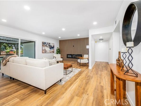 22137 Gresham Street, West Hills (los Angeles) CA 91304