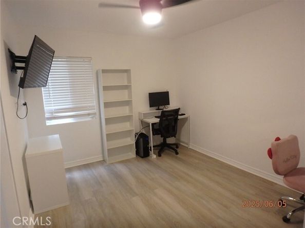 17457 Covello Street, Van Nuys (los Angeles) CA 91406