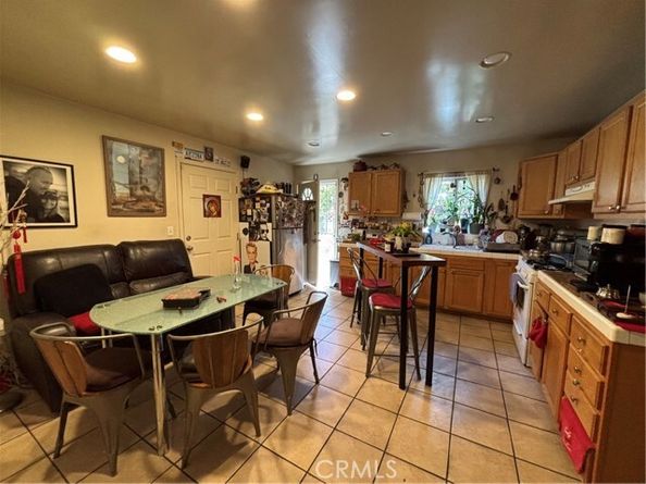 5620 Cartwright Avenue, North Hollywood (los Angeles) CA 91601
