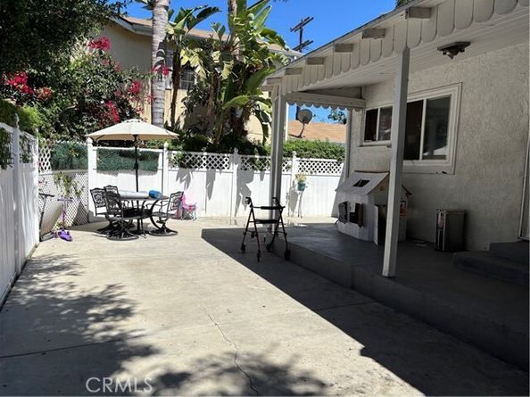 5620 Cartwright Avenue, North Hollywood (los Angeles) CA 91601