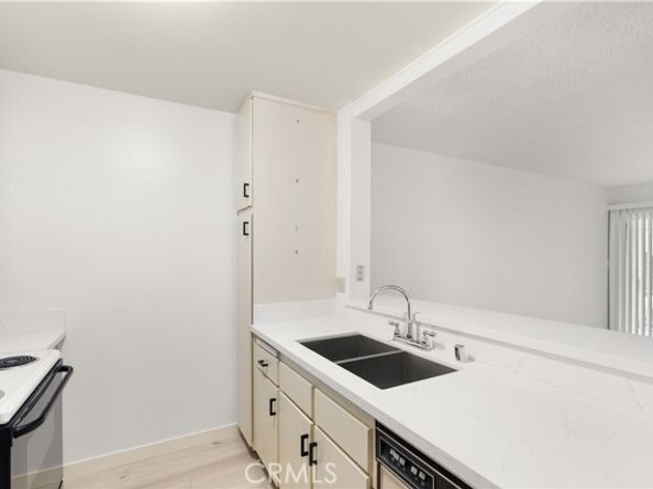 8740 Tuscany Avenue 109, Playa Del Rey (los Angeles) CA 90293