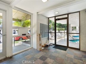 8740 Tuscany Avenue 109, Playa Del Rey (los Angeles) CA 90293