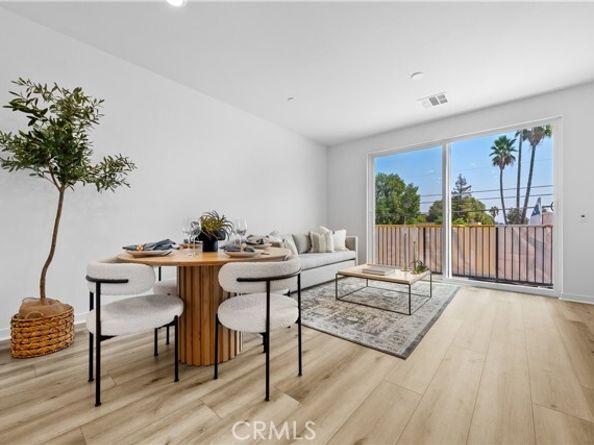 9423 N Sepulveda Blvd. 2, North Hills (los Angeles) CA 91343