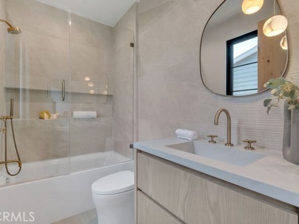 12420 Milbank Street, Studio City (los Angeles) CA 91604