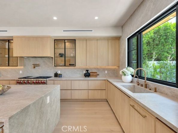 12420 Milbank Street, Studio City (los Angeles) CA 91604