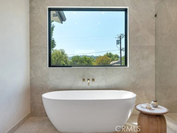 12420 Milbank Street, Studio City (los Angeles) CA 91604