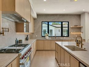 12420 Milbank Street, Studio City (los Angeles) CA 91604