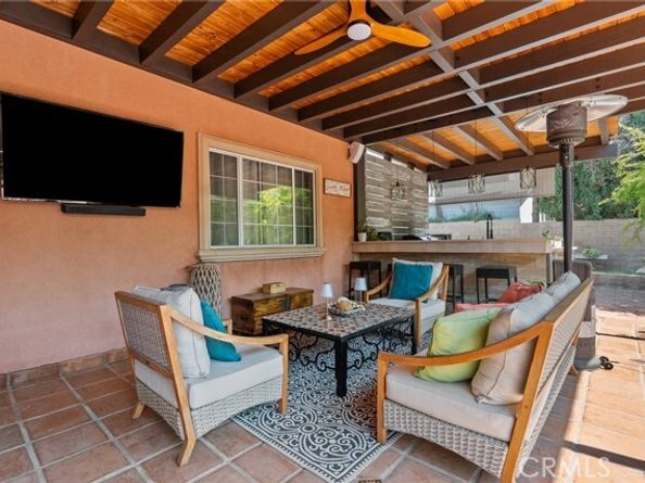 610 S Bel Aire Drive, Burbank CA 91501