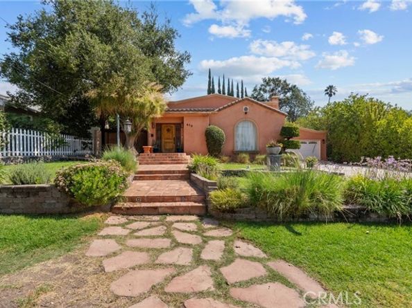 610 S Bel Aire Drive, Burbank CA 91501