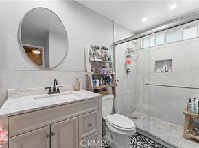 12331 Carl Street, Pacoima (los Angeles) CA 91331