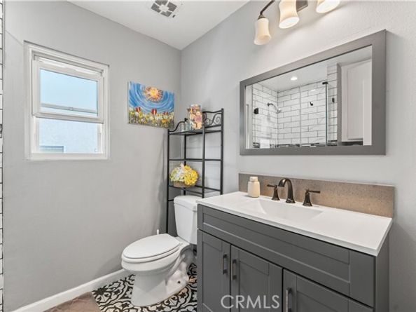 12331 Carl Street, Pacoima (los Angeles) CA 91331