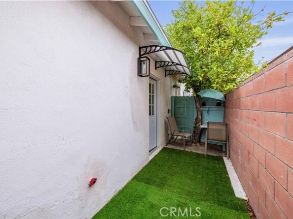 9224 N Gothic Avenue, North Hills (los Angeles) CA 91343