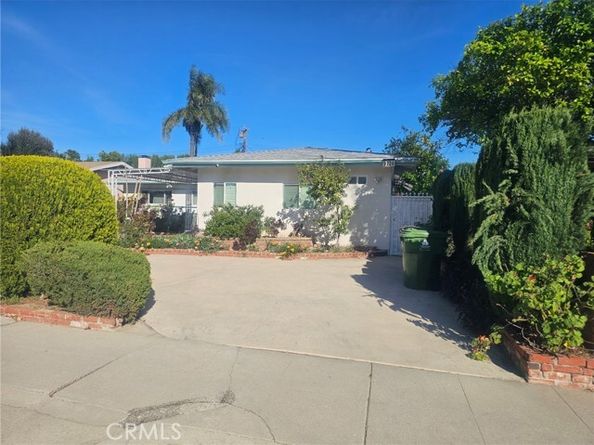 9224 N Gothic Avenue, North Hills (los Angeles) CA 91343