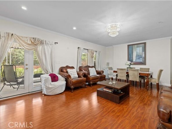 9224 N Gothic Avenue, North Hills (los Angeles) CA 91343