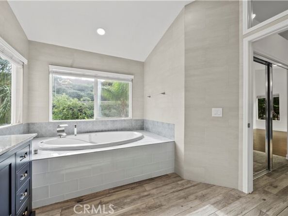 20250 Wynfreed Lane, Porter Ranch (los Angeles) CA 91326