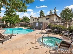 6716 Clybourn, North Hollywood (los Angeles) CA 91606