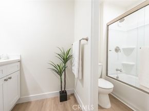 6716 Clybourn, North Hollywood (los Angeles) CA 91606