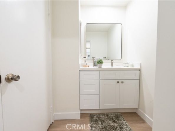 6716 Clybourn, North Hollywood (los Angeles) CA 91606