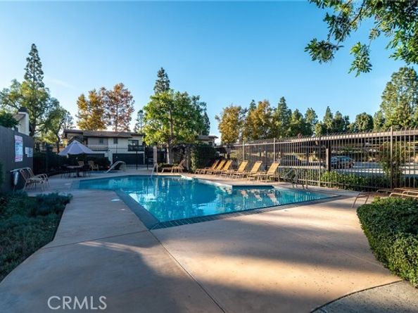 6716 Clybourn, North Hollywood (los Angeles) CA 91606