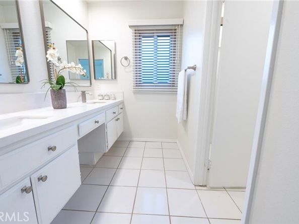 6716 Clybourn, North Hollywood (los Angeles) CA 91606