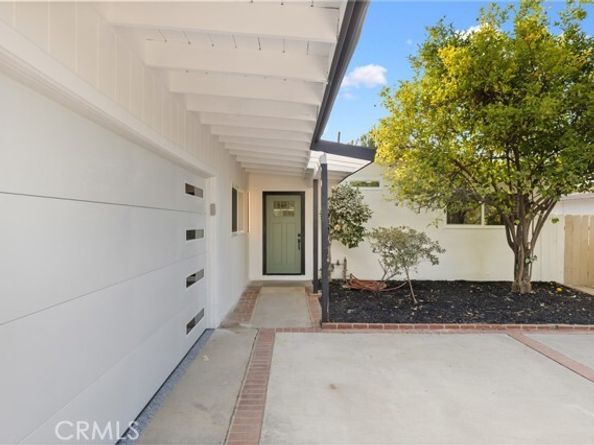 5611 Babbitt, Encino (los Angeles) CA 91316