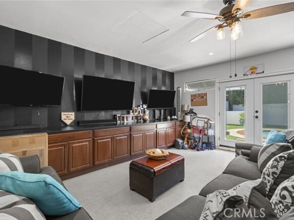 11022 Zelzah Avenue, Granada Hills (los Angeles) CA 91344