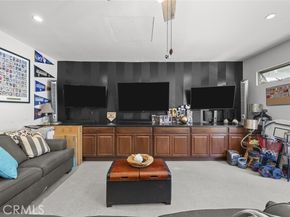 11022 Zelzah Avenue, Granada Hills (los Angeles) CA 91344