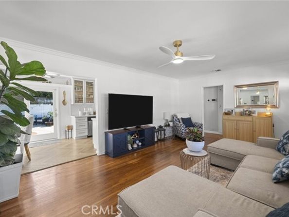11022 Zelzah Avenue, Granada Hills (los Angeles) CA 91344