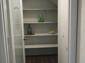 8621 Noble Avenue 4, North Hills (los Angeles) CA 91343