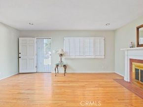 6912 Louise, Los Angeles CA 91406