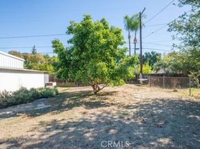 6912 Louise, Los Angeles CA 91406