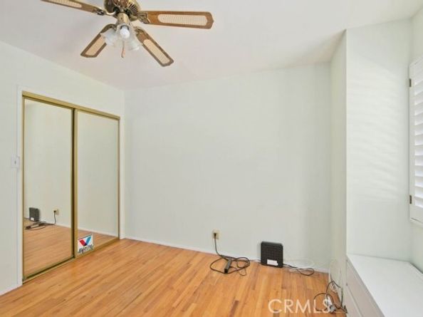 6912 Louise, Los Angeles CA 91406